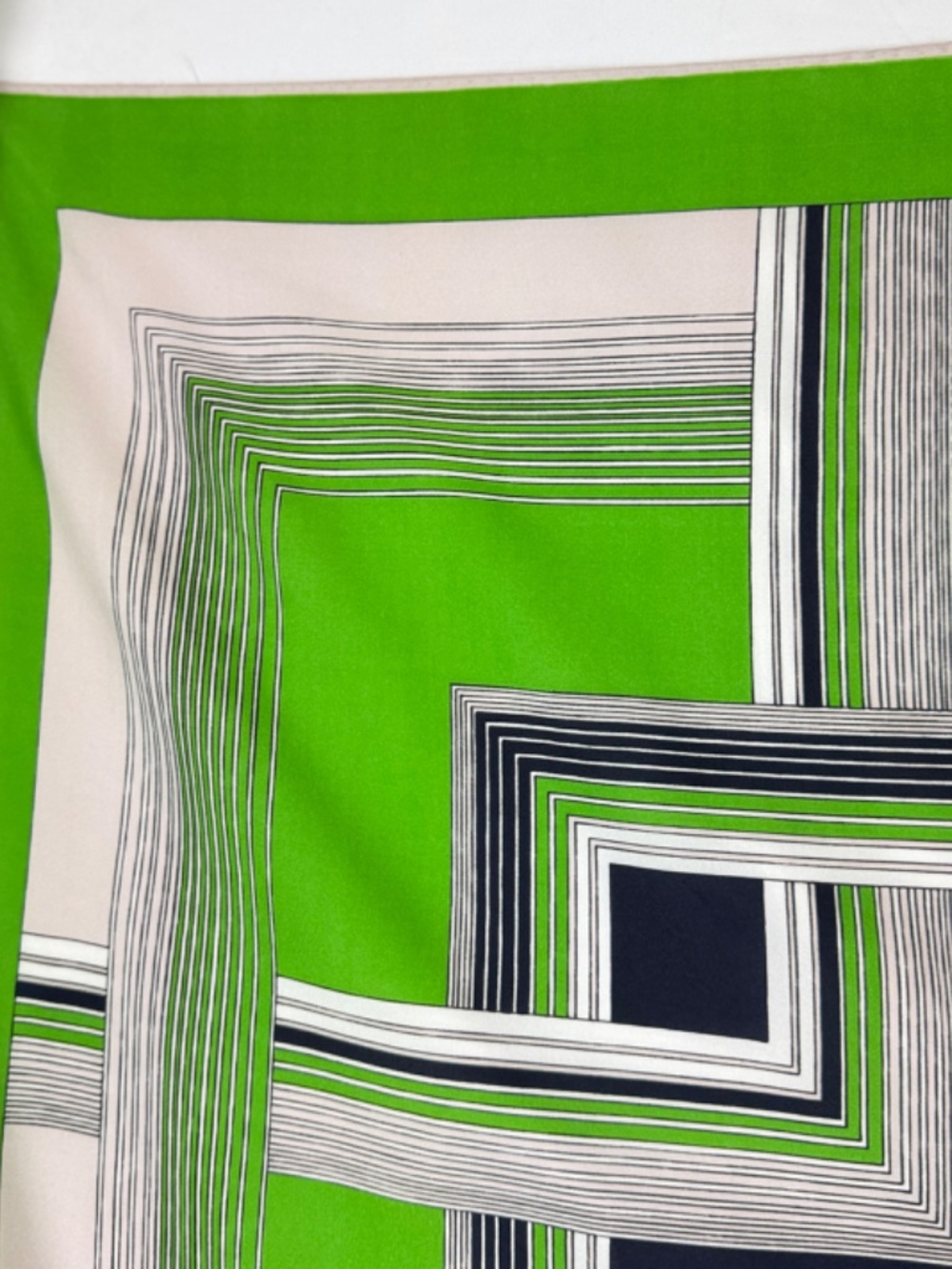 Vintage 1970s Hercolani Scarf Italy Poly Apple Green and Black Squares MCM - Picture 6 of 9